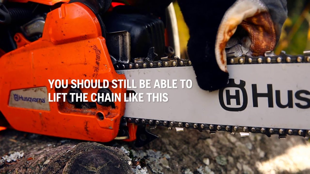 How To Tension Chainsaw Chain (A Step-by-Step Guide) - Tool Everyday